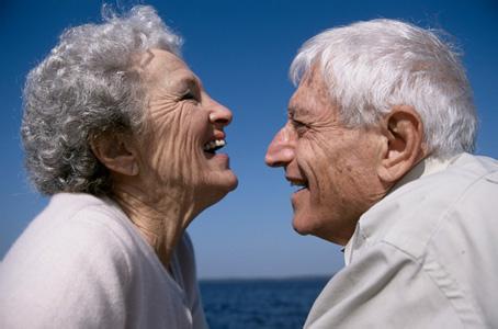 一個55歲的中年女人總結道：在婚姻里“馴服”男人，要用這些手段